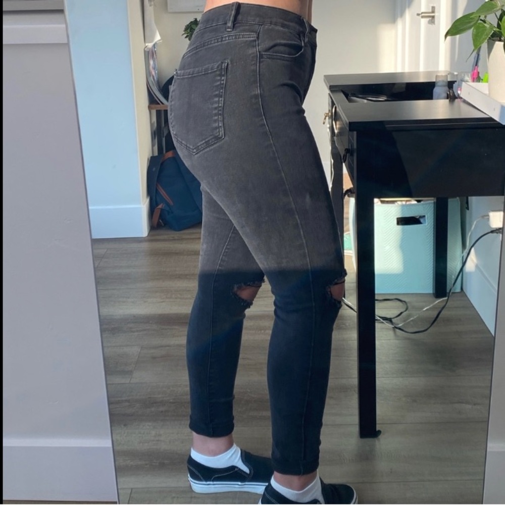 Black Ripped Skinny Jeans